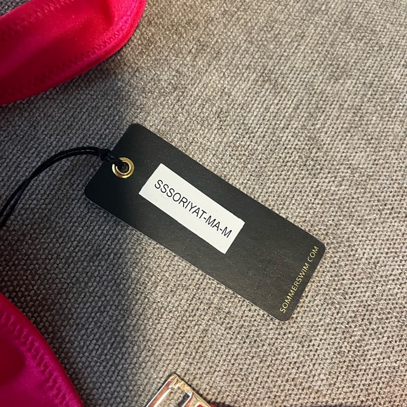 Sommer Swim SORIYA MAGENTA - BALCONETTE BIKINI TOP size M - Picture 4 of 4